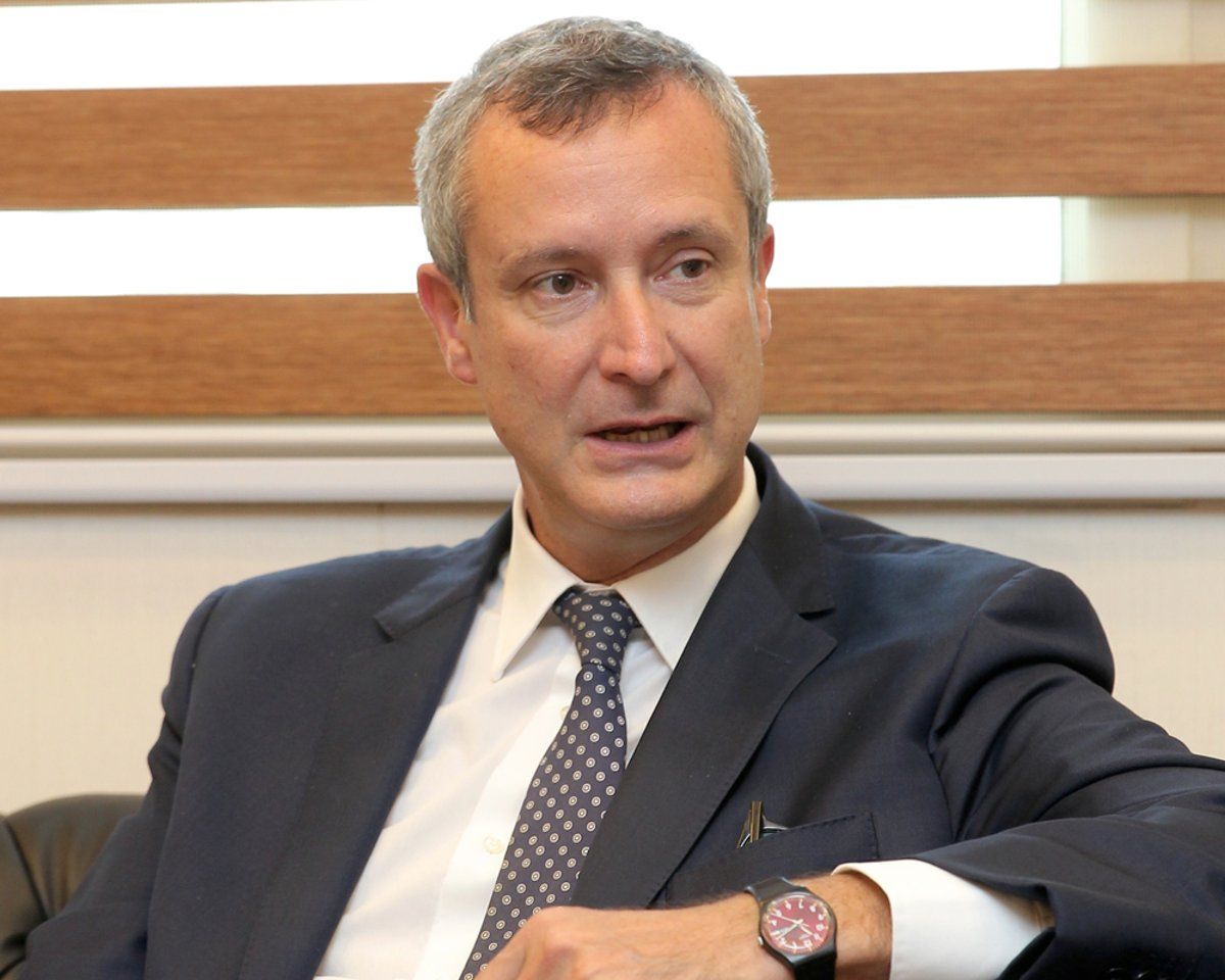 تونسيون يطردون سفير إيطاليا من معرض الكتاب(فيديو)