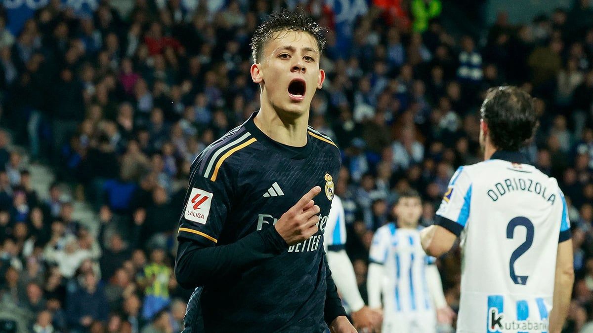 "الجوهرة والمايسترو".. إشادات متبادلة بين مودريتش وغولر