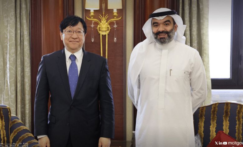 وزير الاتصالات السعودي يناقش مع رؤساء كبرى الشركات التقنية العالمية سبل نمو الاقتصاد الرقمي - موقع الخليج الان
