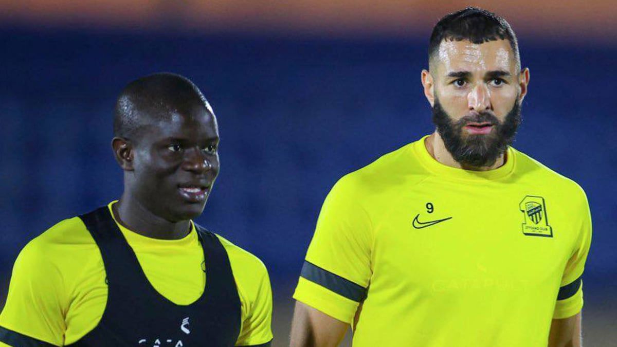 موقف بنزيما وكانتي من مباراة الاتحاد والهلال