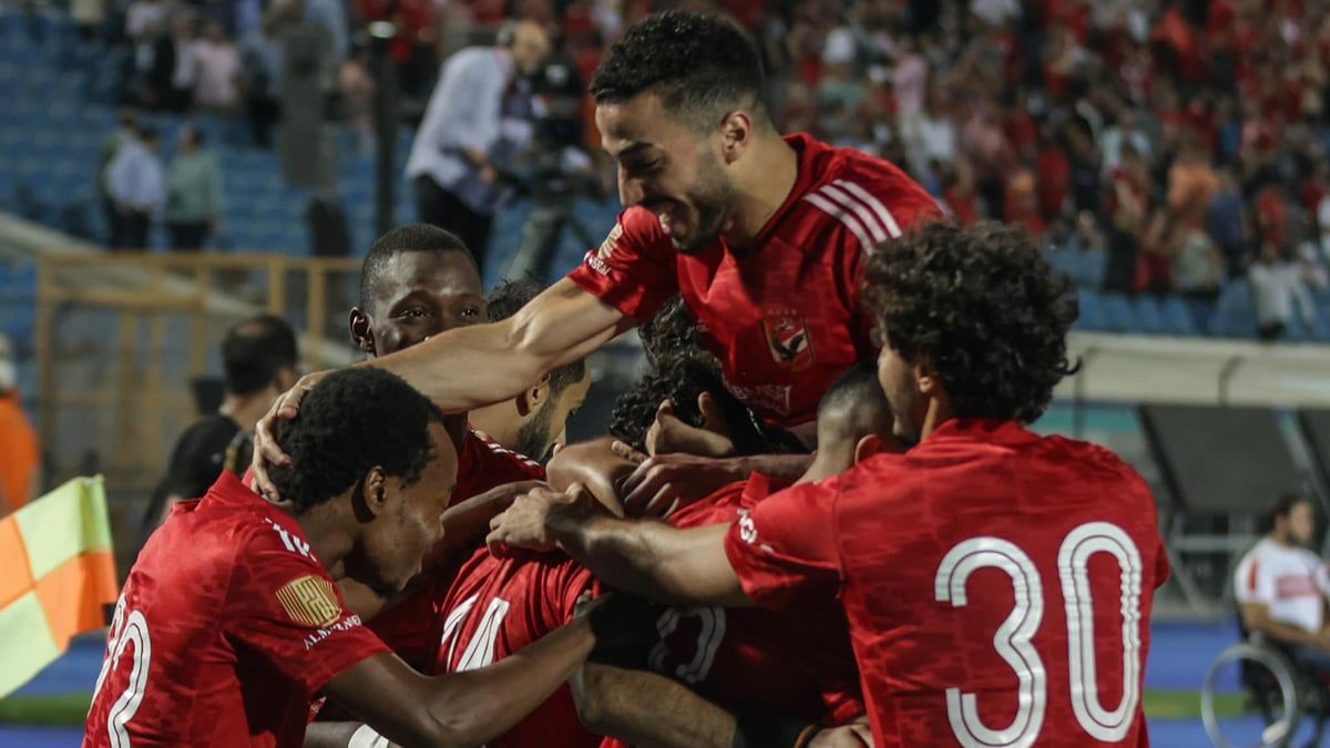 "يرغب في الرحيل".. عرض ألماني لنجم الأهلي المصري