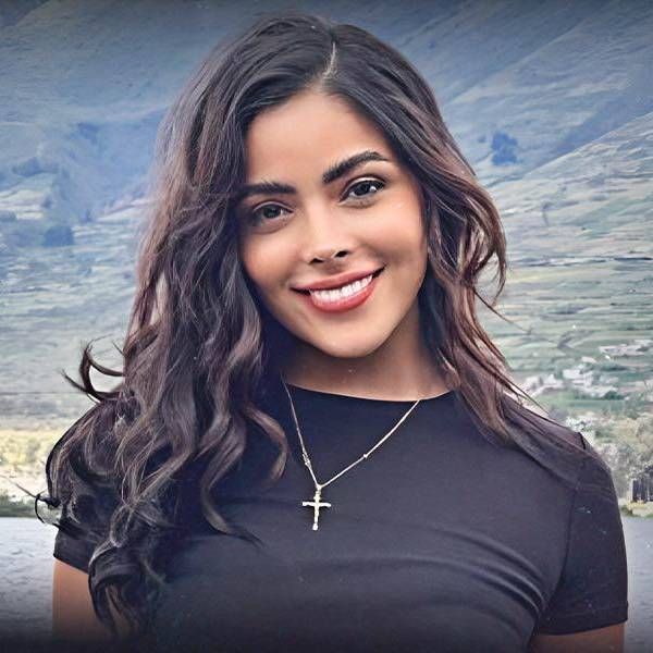 مقتل ملكة جمال الإكوادور بحادث إطلاق نار مأساوي (صور)