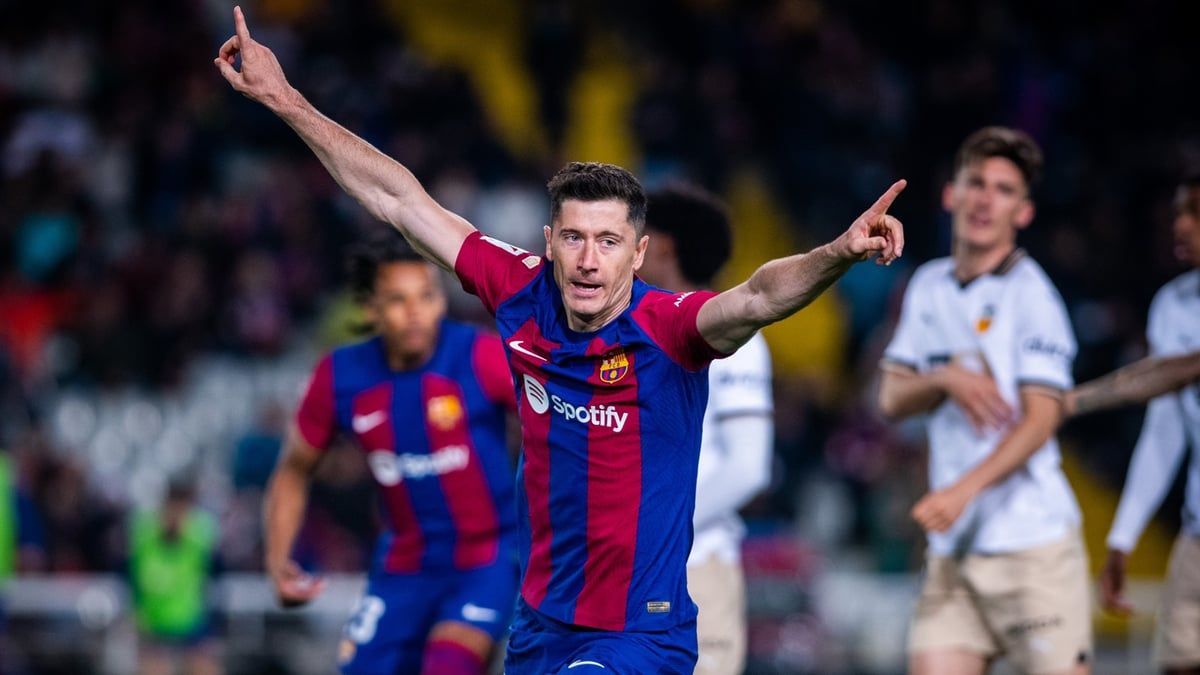 ترتيب الدوري الإسباني.. ليفاندوفسكي يمنح برشلونة فوزا مثيرا على فالنسيا (فيديو)