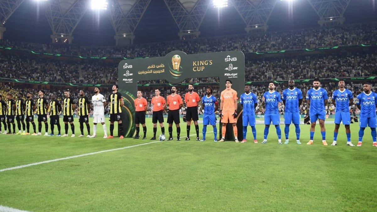 اشتباك بالأيدي بين سعود كريري ومساعد مدرب الاتحاد السعودي (فيديو)