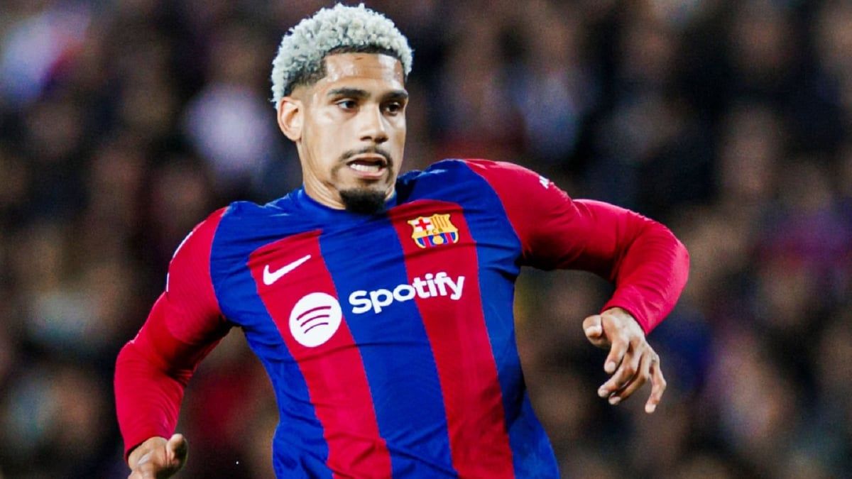 خطأ فادح.. تحذير لبرشلونة من بيع أراوخو