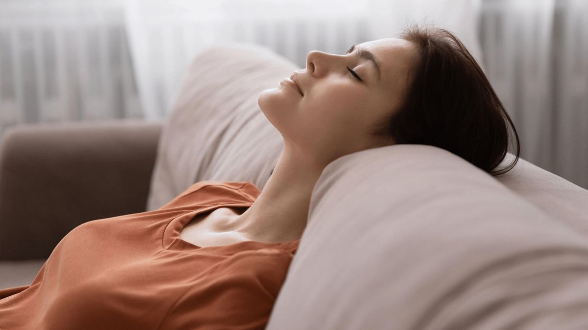 دراسة تؤكد أن "انقطاع الطمث" يتسبب بتقلبات المزاج والأرق