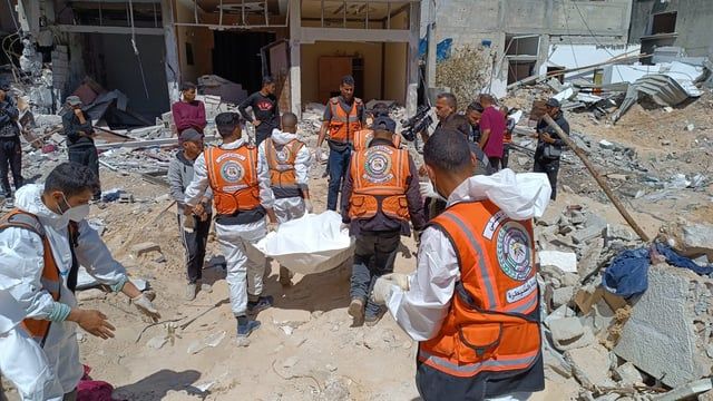 أزمة الجثث المجهولة تنذر بكارثة صحية واجتماعية في غزة