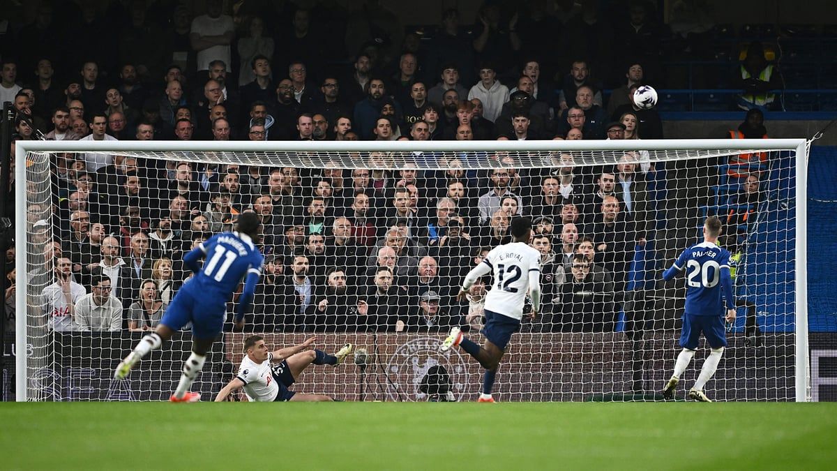 تشيلسي يقلص آمال توتنهام بالتأهل لدوري أبطال أوروبا