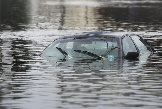 إيران.. الفيضانات تتسبب بانهيار وغرق منازل (فيديو وصور)