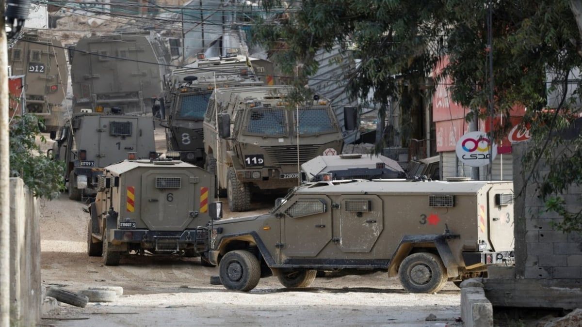 مقتل 3 فلسطينيين خلال مداهمة إسرائيلية لبلدة في الضفة الغربية