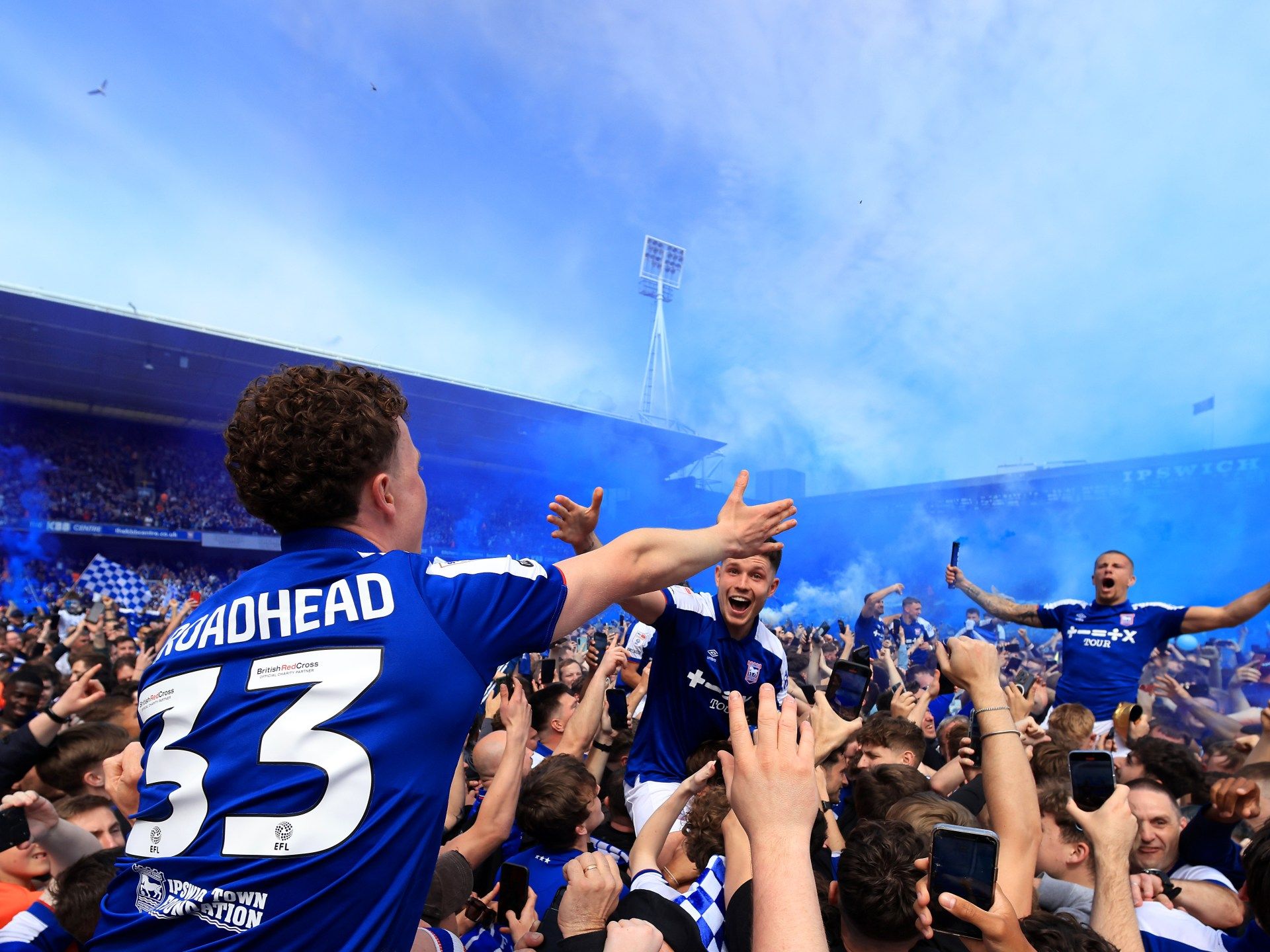 بعد 22 عاما من الغياب.. إيبسويتش تاون يعود إلى أضواء البريميرليغ - موقع الخليج الان