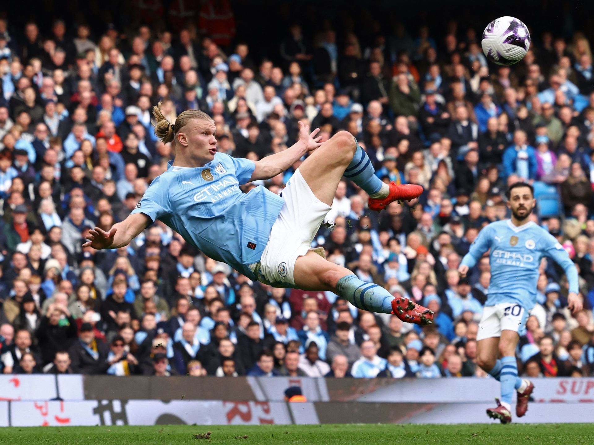 هالاند يسجل 4 أهداف في طريق مانشستر سيتي للفوز بلقب البريميرليغ - موقع الخليج الان