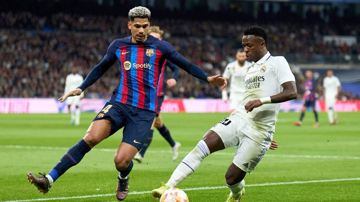 فينيسيوس جونيور يسخر من أراوخو (صورة)