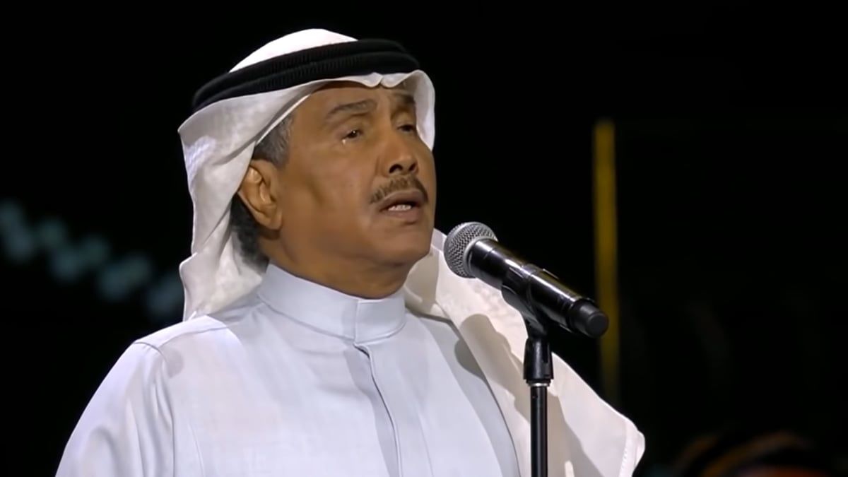 مصدر يكشف لـ"الخليج الان" حقيقة اعتزال الفنان محمد عبده