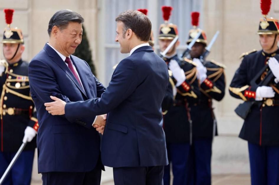 ماكرون لشي: تنسيق فرنسا مع الصين بشأن أوكرانيا «حاسم تماماً»