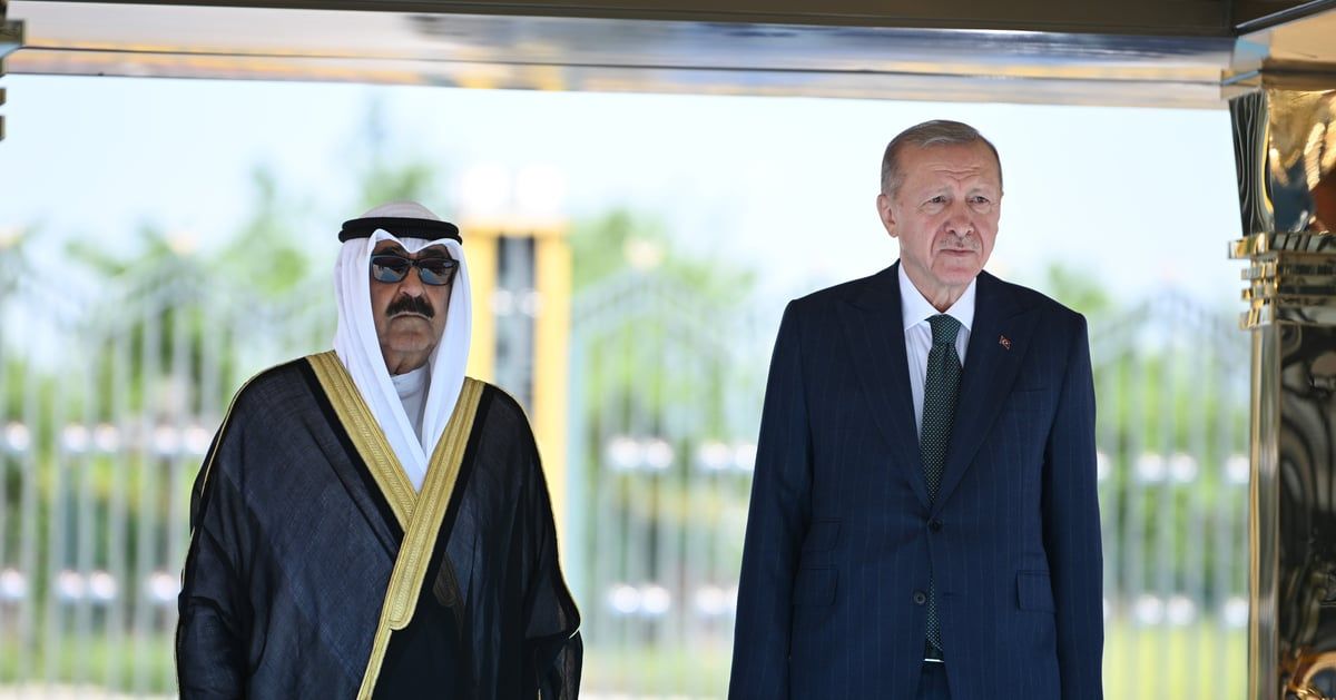 أمير الكويت يلتقي أردوغان في زيارته الأولى لتركيا منذ توليه السلطة