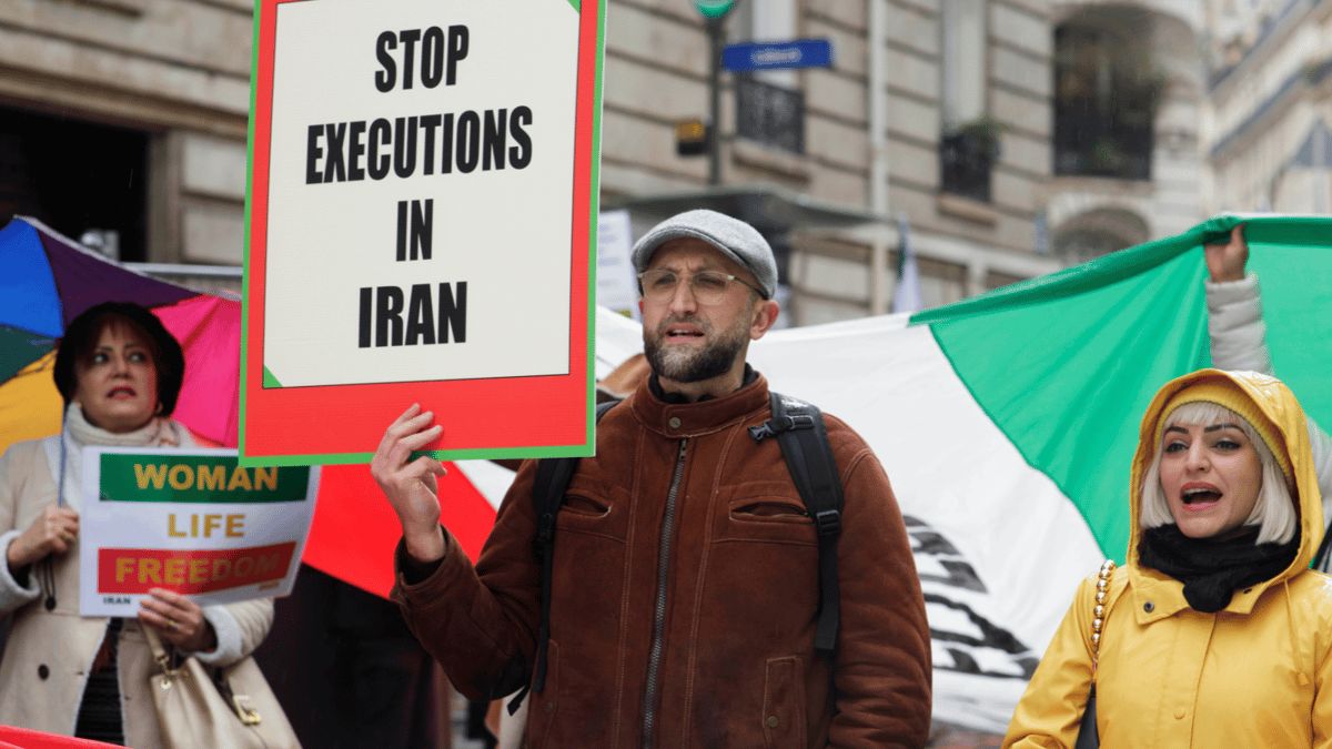 القضاء الإيراني: حكم إعدام محرابي "بدائي"