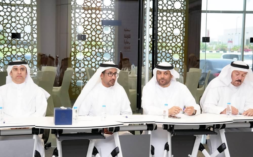 «الهيئة» في ضيافة مجلس الشارقة