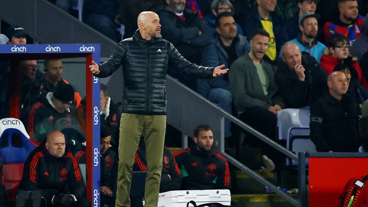 ثورة في غرفة ملابس مانشستر يونايتد ضد تين هاغ