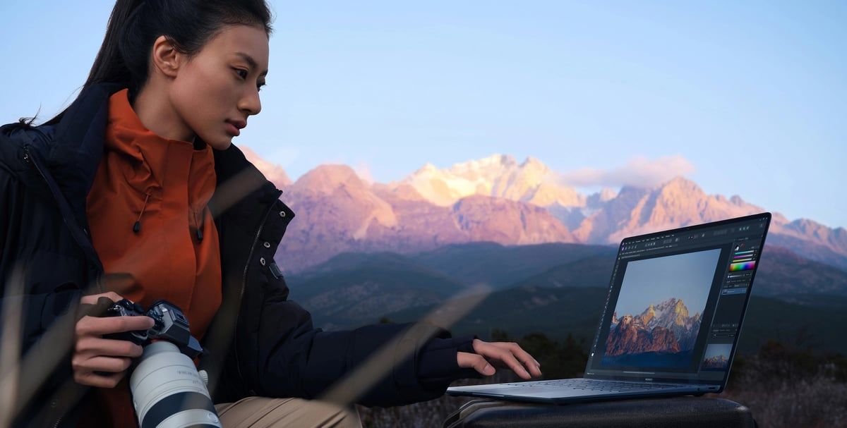 بسبب "ميت بوك إكس برو".. حظر تصدير رقائق إنتل وكوالكوم للصين