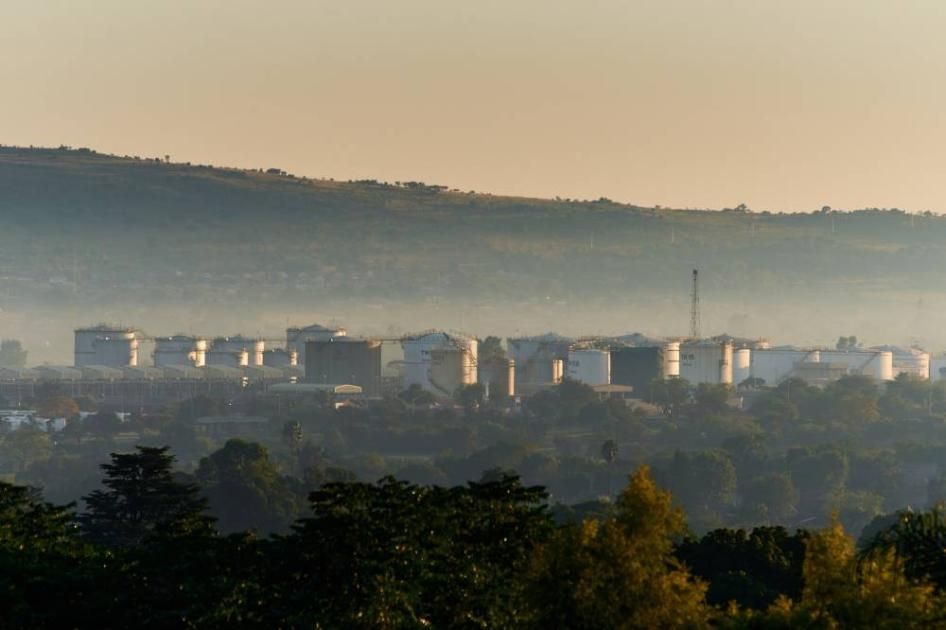 النفط يرتفع بفضل بيانات صينية قوية وأزمة غزّة