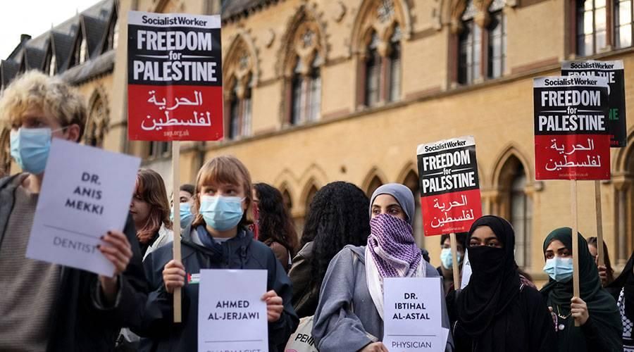 الاحتجاجات الرافضة لحرب غزة تتسع في الجامعات البريطانية