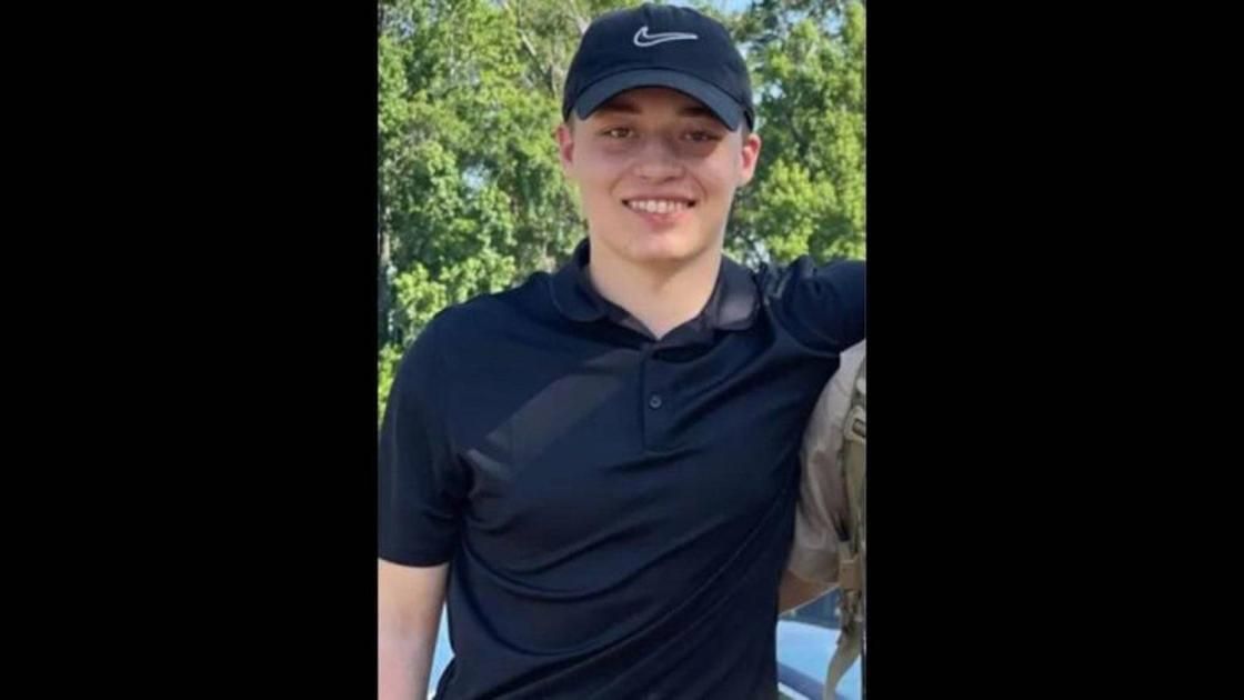 السجن 27 عاماً لأمريكي هاجم شرطيين بالساطور ليلة رأس السنة