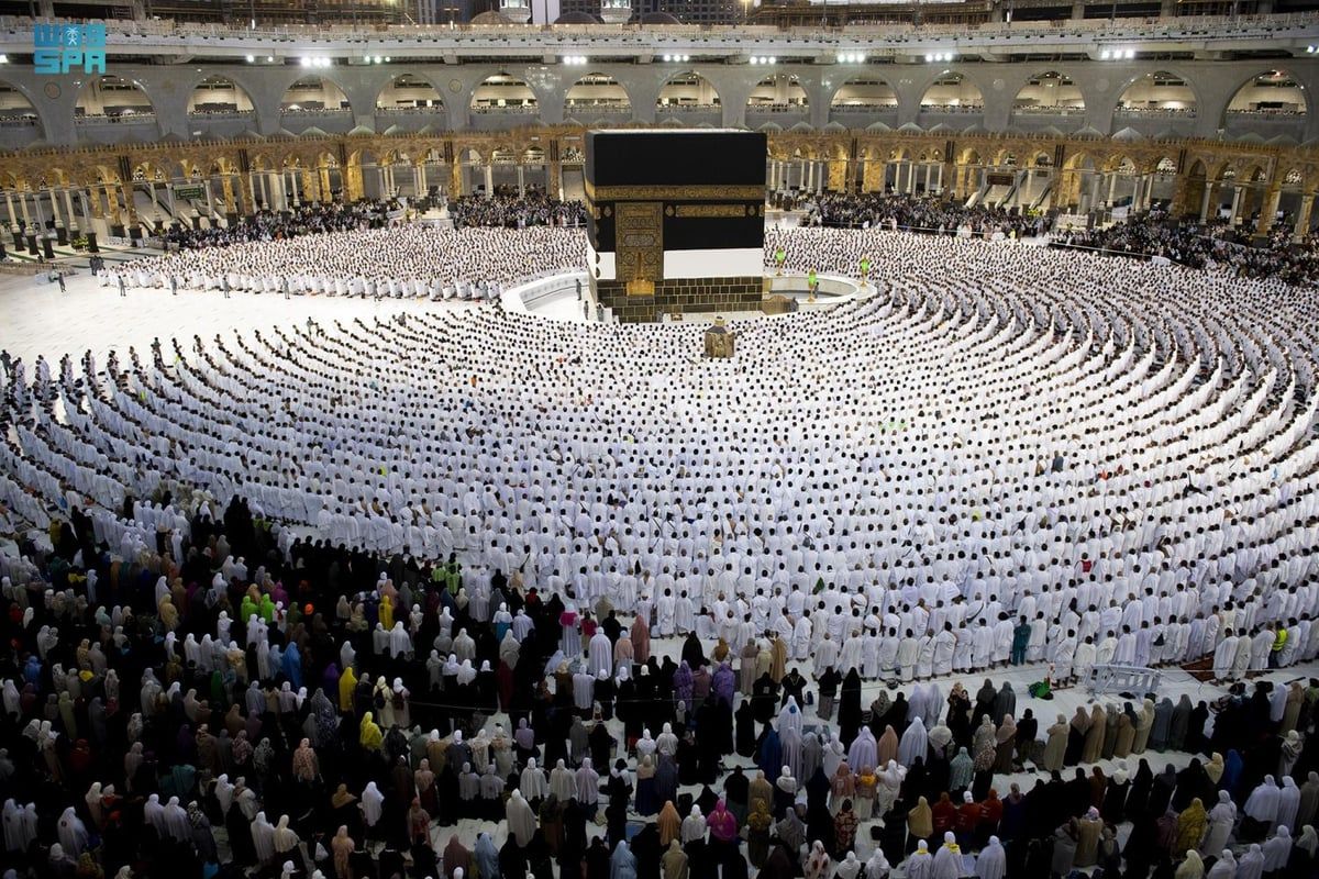 السعودية تدشن "التاكسي الطائر" في موسم الحج هذا العام (فيديو)