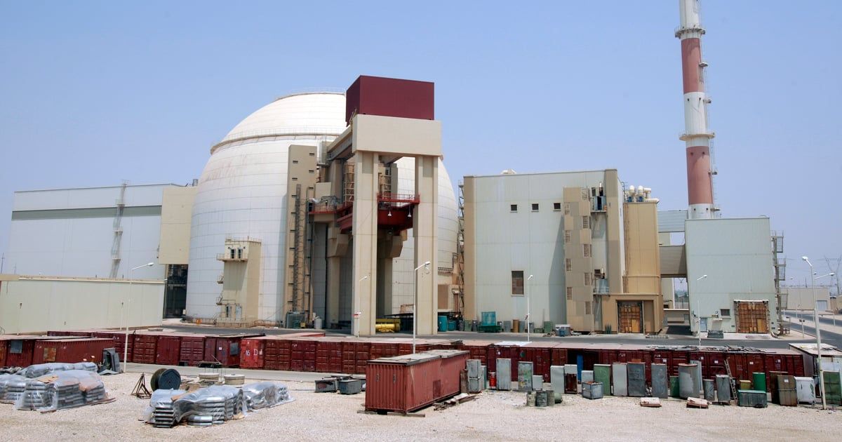 نائب إيراني: نمتلك قنبلة نووية لكننا لا نعلن ذلك