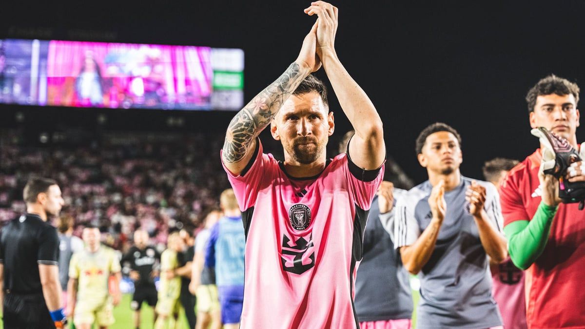 جماهير مونتريال تنظم استقبالا رائعا لميسي (فيديو)