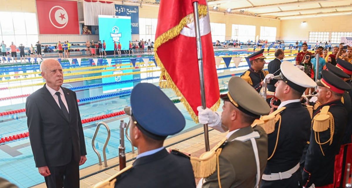 حل اتحاد السباحة وإعفاء مسؤولين رياضيين.. أزمة بسبب حجب العلم التونسي