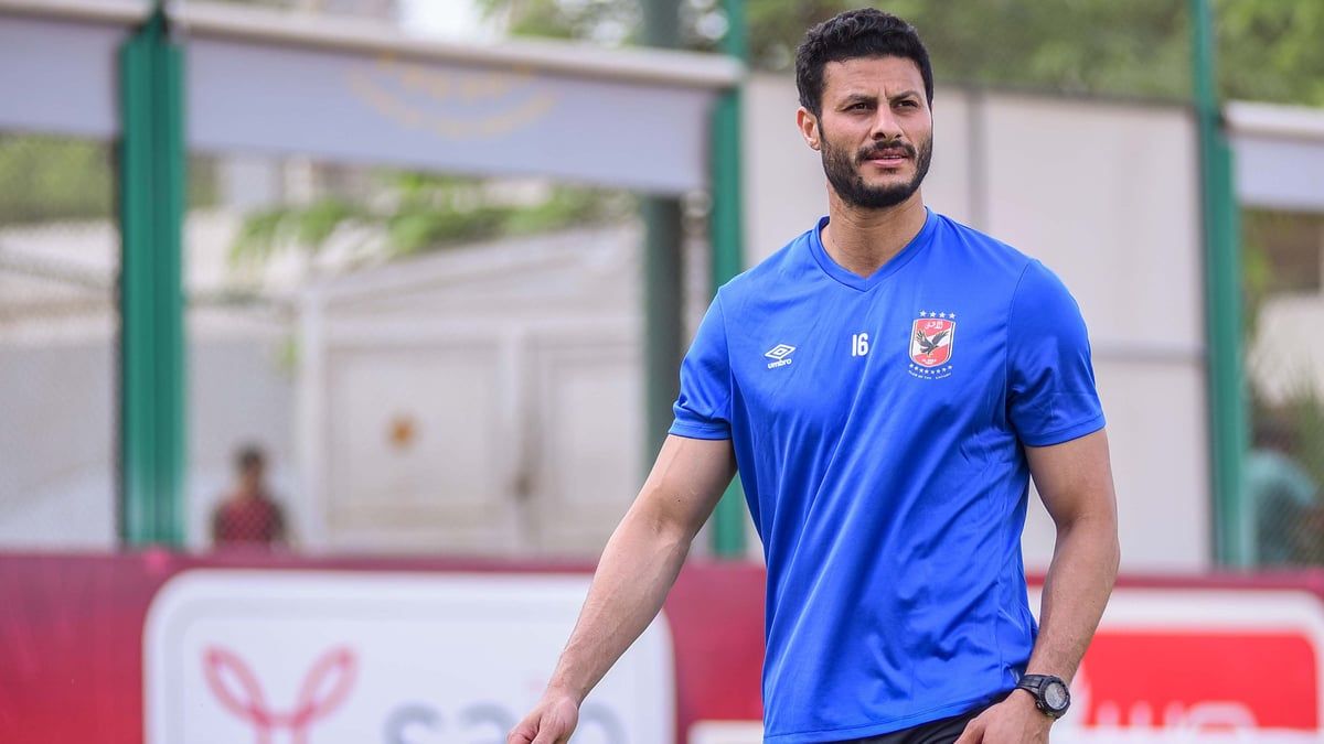 الشناوي يبدأ التمرد على الأهلي المصري