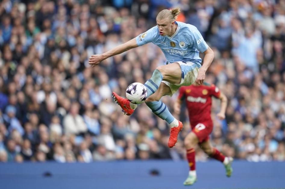 هالاند يرد على انتقادات روي كين