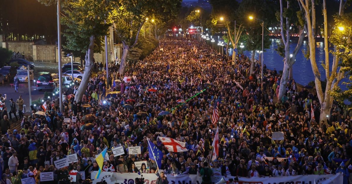 حكومة جورجيا تلوّح بتوقيف المتظاهرين ضد قانون "التأثير الأجنبي"