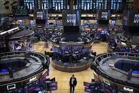 «وول ستريت» بين بهجة المكاسب ومخاوف تقرير التضخم