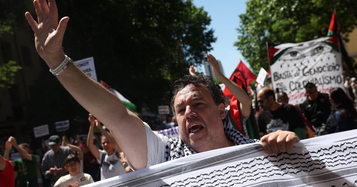 مظاهرات كبيرة في إسبانيا تندد بمواصلة الحرب على غزة (صور)