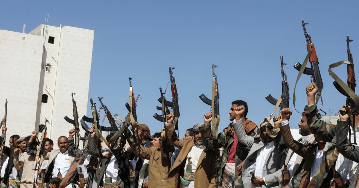 3 قتلى بينهم عنصران حوثيان باشتباك مع مواطنين في تعز