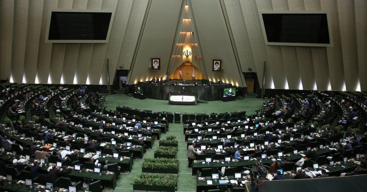 "المتشددون أغلبية".. الخريطة السياسية للبرلمان الإيراني المقبل