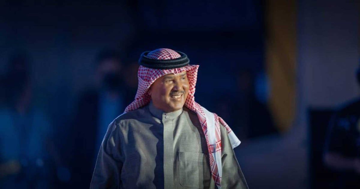 بعد إصابته بالسرطان.. محمد عبده يستضيف شخصية دبلوماسية رفيعة (صور)