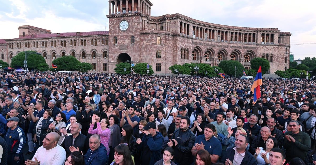 أرمينيا.. توقيف 151 شخصا احتجوا على نقل أراضٍ إلى أذربيجان