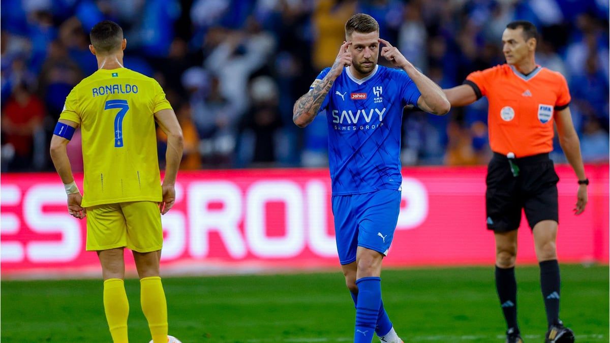 تعليق مثير من محمد نور على أزمة الممر الشرفي من النصر السعودي للهلال (فيديو)