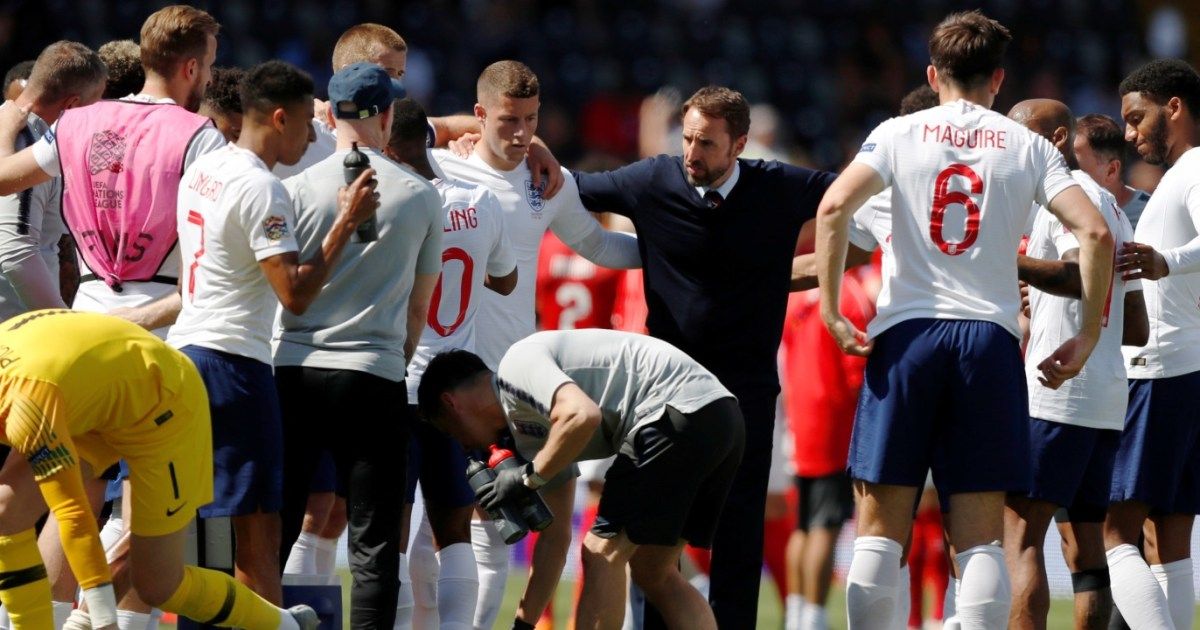 “لا أهوى المراهنات”.. مدرب منتخب إنجلترا يرد على شائعات انتقاله لقيادة مانشستر يونايتد - موقع الخليج الان