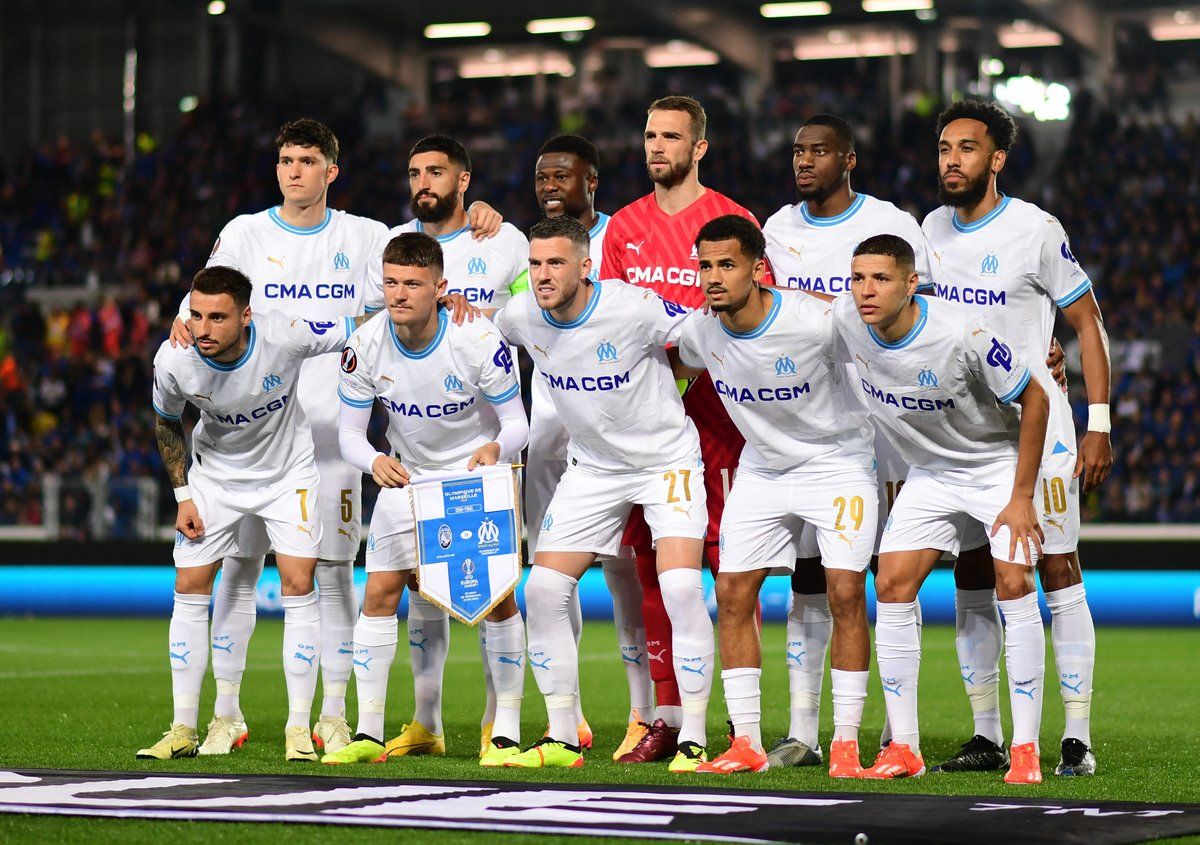 نجم أولمبيك مرسيليا يطيح بأشرف حكيمي