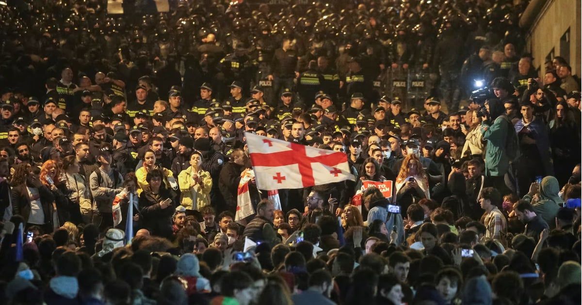 جورجيا.. تصاعد حدة الاحتجاجات قبل مناقشة "التأثير الأجنبي"