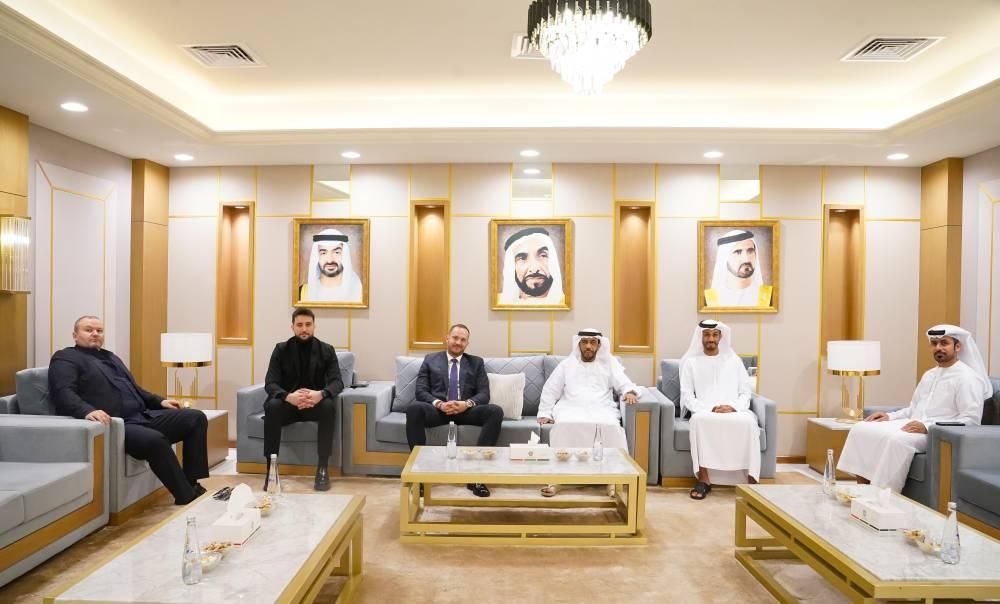 بحث التعاون بين اتحادي الإمارات والبوسنة والهرسك لكرة القدم