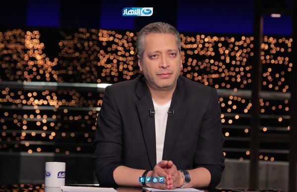 تغريدة خارج السرب.. إعلامي مصري شهير يدافع عن "أوبر"