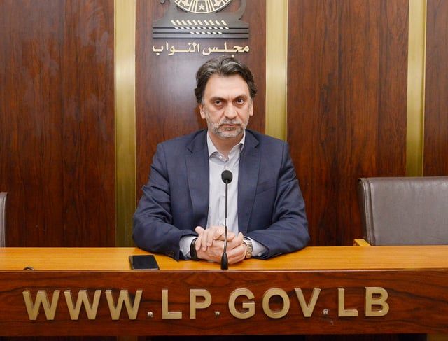 نائب في البرلمان اللبناني: راتبي لا يكفيني