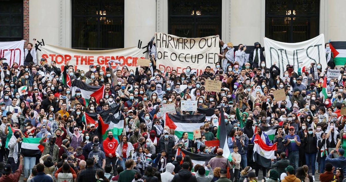 بعد رضوخ الجامعة.. طلبة "هارفارد" يفضون مخيمهم الداعم لغزة