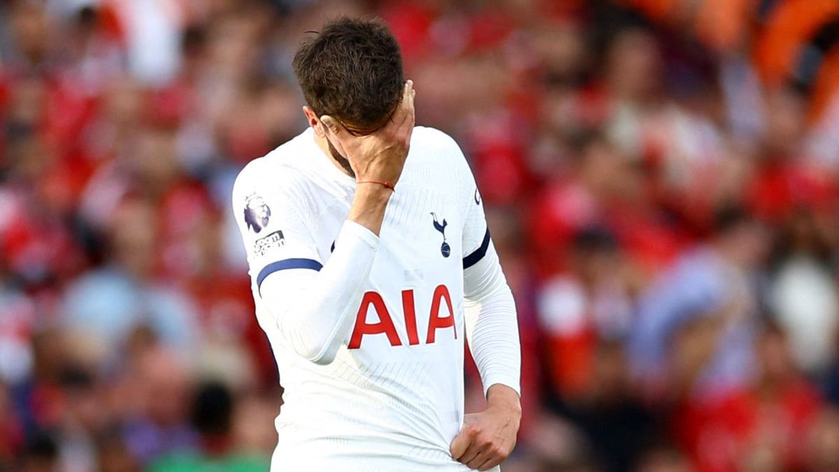 انفعال كبير من بيتانكور بعد استبداله في مباراة توتنهام ومانشستر سيتي (فيديو)