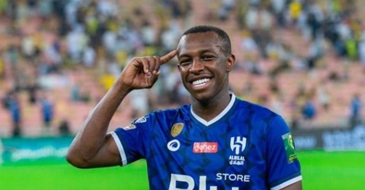 فريق فرنسي يهدد مستقبل سعود عبد الحميد مع الهلال